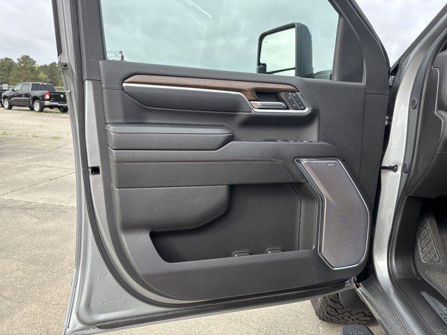 used 2024 Chevrolet Silverado 2500 car, priced at $78,995