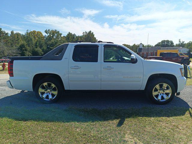 used 2007 Chevrolet Avalanche car