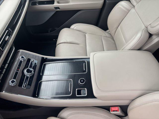 used 2023 Lincoln Aviator car