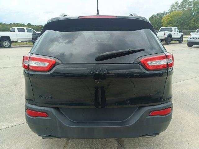 used 2016 Jeep Cherokee car