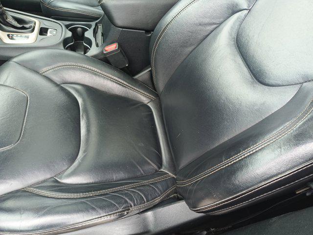 used 2016 Jeep Cherokee car