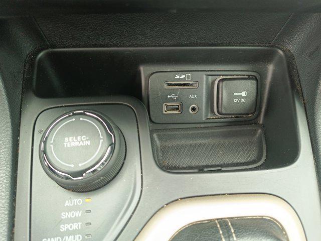 used 2016 Jeep Cherokee car