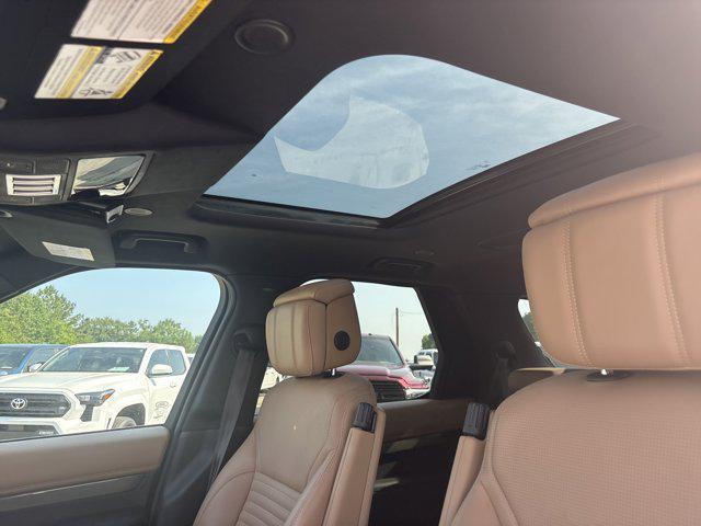used 2023 Land Rover Discovery car, priced at $58,995