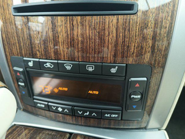 used 2006 Cadillac XLR car