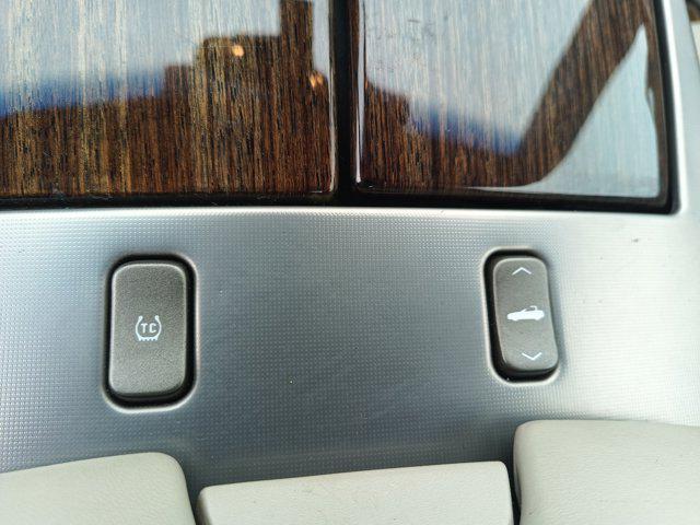 used 2006 Cadillac XLR car