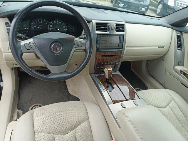 used 2006 Cadillac XLR car