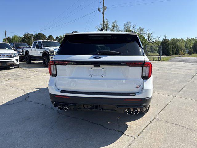 used 2025 Ford Explorer car