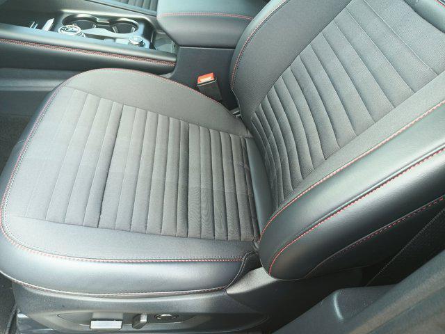 used 2025 Ford Explorer car