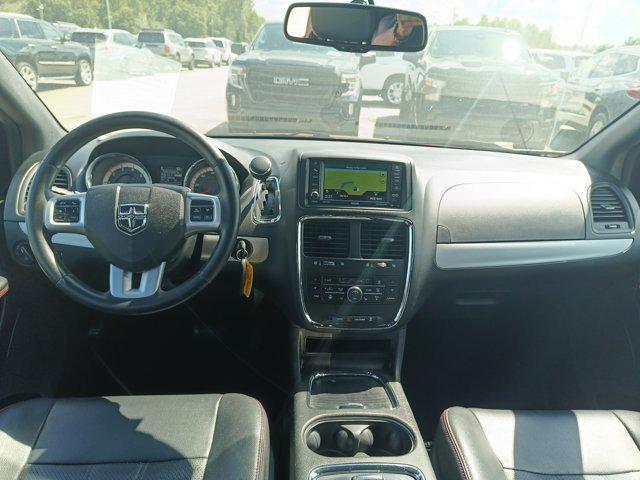 used 2017 Dodge Grand Caravan car