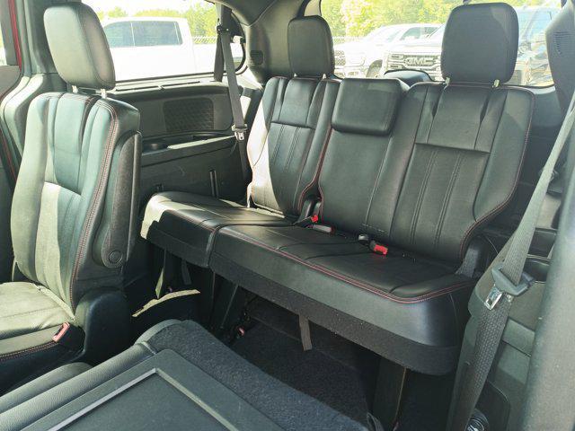 used 2017 Dodge Grand Caravan car