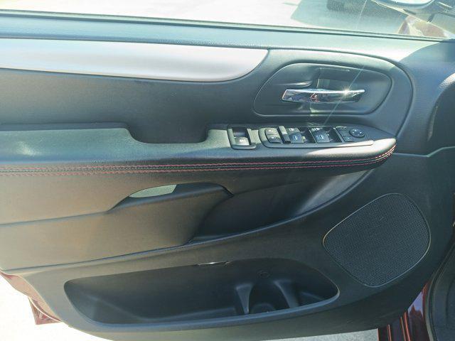 used 2017 Dodge Grand Caravan car