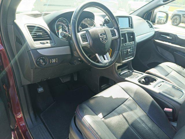 used 2017 Dodge Grand Caravan car