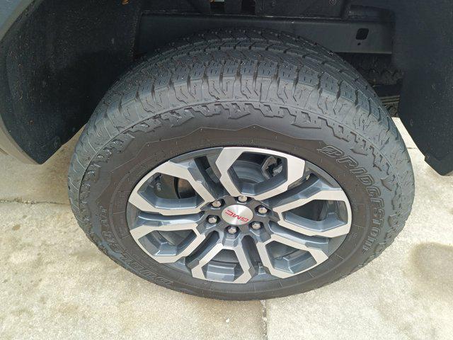 used 2024 GMC Canyon car