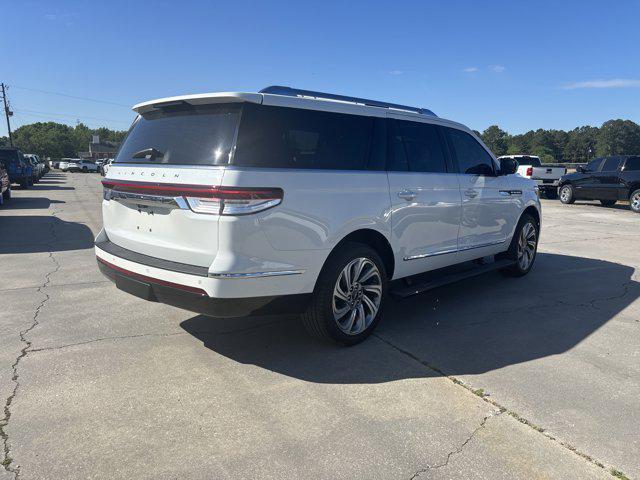 used 2023 Lincoln Navigator car
