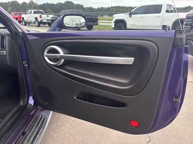 used 2004 Chevrolet SSR car, priced at $24,995