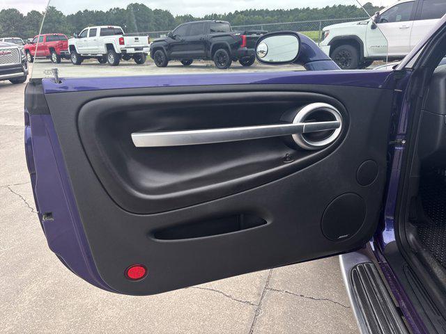 used 2004 Chevrolet SSR car, priced at $24,995