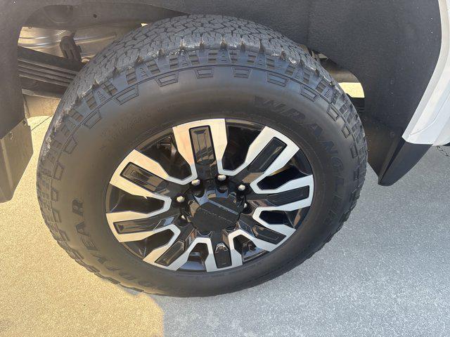 used 2024 GMC Sierra 2500 car, priced at $84,995