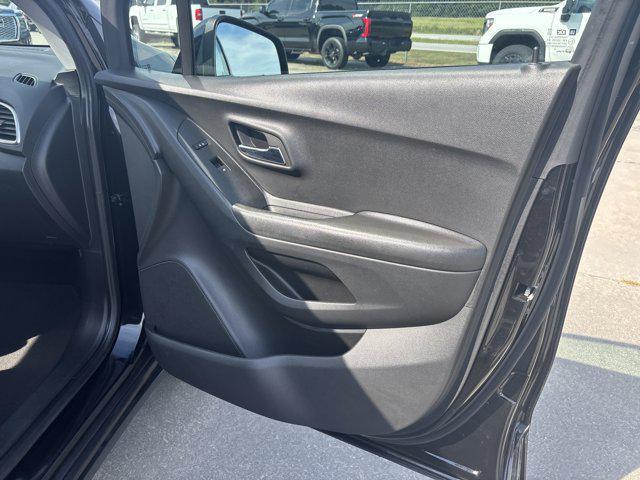 used 2022 Chevrolet Trax car