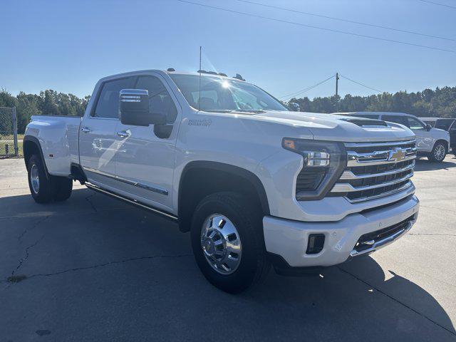 used 2025 Chevrolet Silverado 3500 car, priced at $89,995