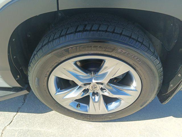 used 2015 Toyota Highlander car