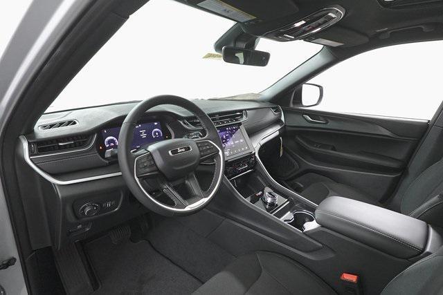new 2025 Jeep Grand Cherokee L car, priced at $41,358