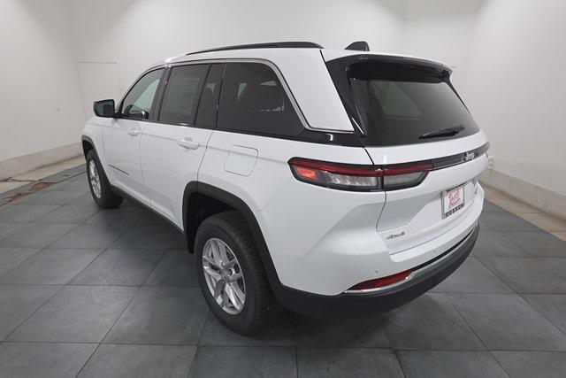new 2025 Jeep Grand Cherokee car, priced at $38,005