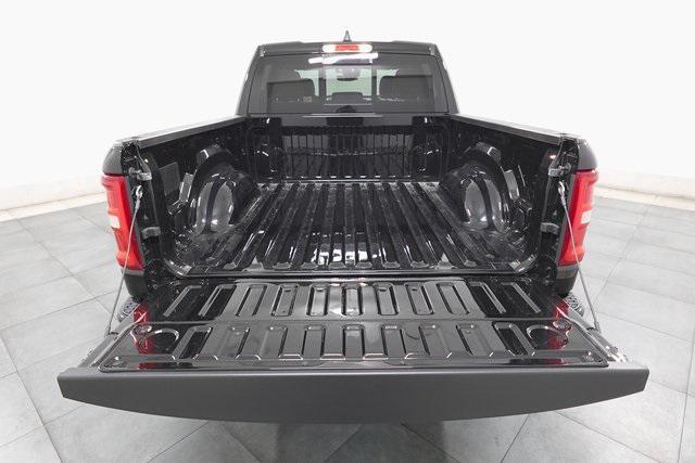 new 2025 Ram 1500 car, priced at $60,092