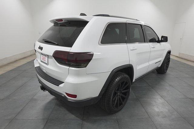 used 2015 Jeep Grand Cherokee car, priced at $13,797