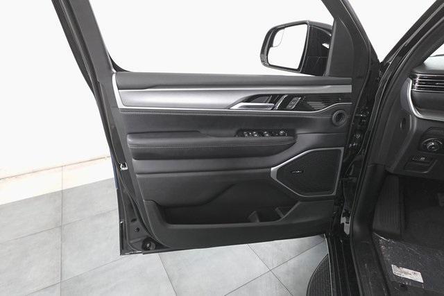new 2025 Jeep Wagoneer L car, priced at $74,314