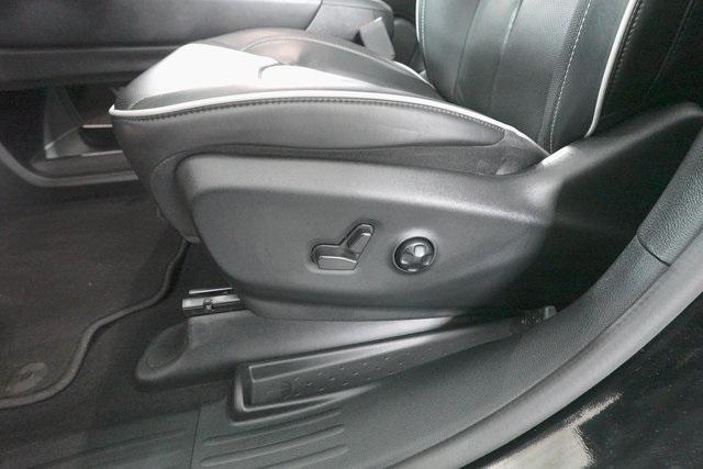 used 2024 Chrysler Pacifica Hybrid car, priced at $37,995