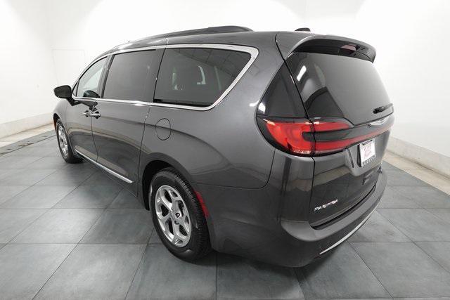 used 2023 Chrysler Pacifica car, priced at $38,395