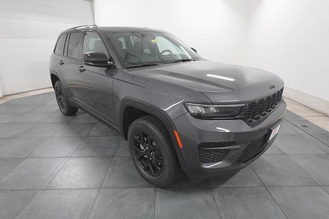 new 2025 Jeep Grand Cherokee car, priced at $38,491
