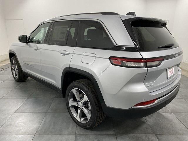 new 2024 Jeep Grand Cherokee car, priced at $43,869