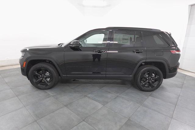 new 2024 Jeep Grand Cherokee car, priced at $40,288