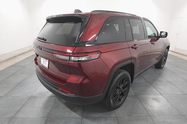 used 2024 Jeep Grand Cherokee car, priced at $37,995