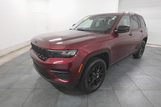 used 2024 Jeep Grand Cherokee car, priced at $37,995