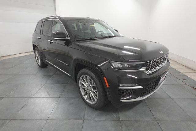 new 2025 Jeep Grand Cherokee car, priced at $52,136