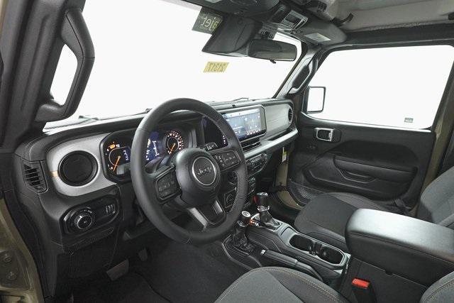 new 2025 Jeep Wrangler car, priced at $41,104