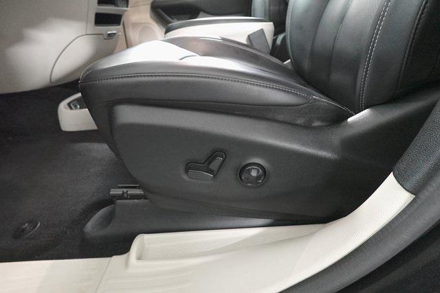 used 2023 Chrysler Pacifica car, priced at $25,397