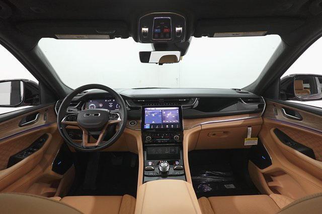 new 2025 Jeep Grand Cherokee L car, priced at $61,196