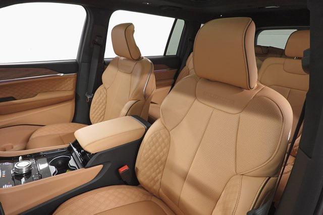 new 2025 Jeep Grand Cherokee L car, priced at $61,196
