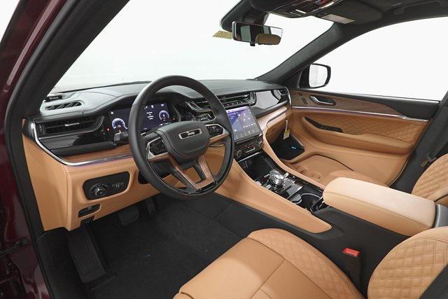 new 2025 Jeep Grand Cherokee L car, priced at $61,196