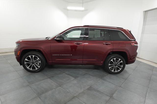 used 2023 Jeep Grand Cherokee car, priced at $39,295