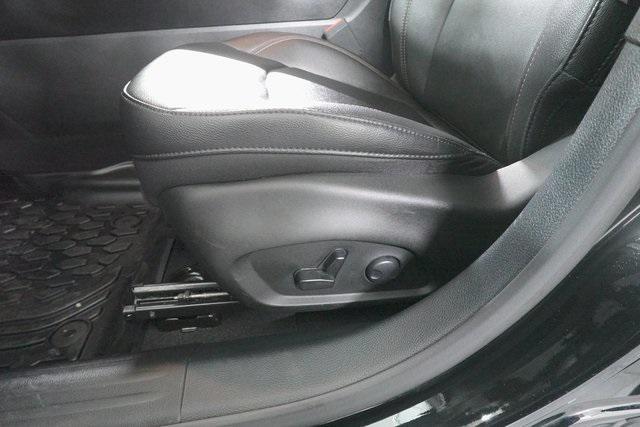 used 2024 Jeep Compass car, priced at $23,999