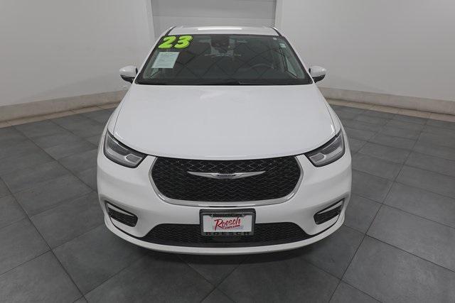 used 2023 Chrysler Pacifica Hybrid car, priced at $26,495