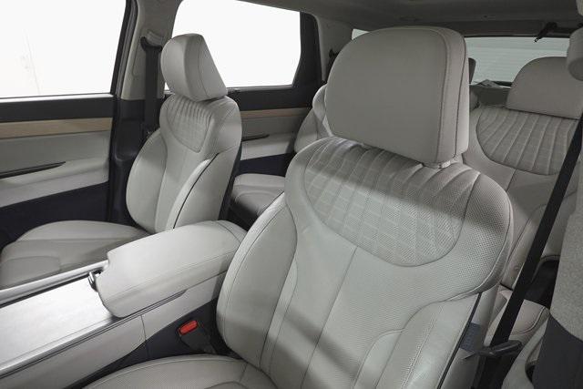 used 2023 Hyundai Palisade car, priced at $39,136