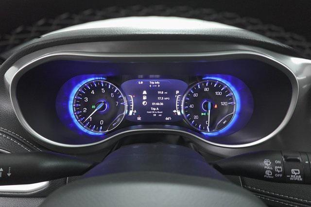 new 2025 Chrysler Pacifica car, priced at $41,625