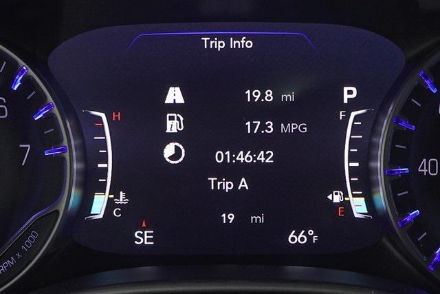 new 2025 Chrysler Pacifica car, priced at $41,625