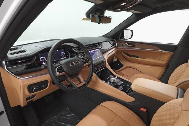 new 2025 Jeep Grand Cherokee L car, priced at $71,925