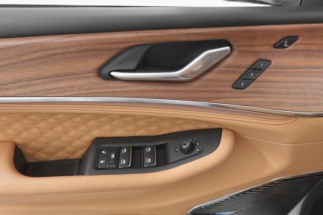 new 2025 Jeep Grand Cherokee L car, priced at $71,925